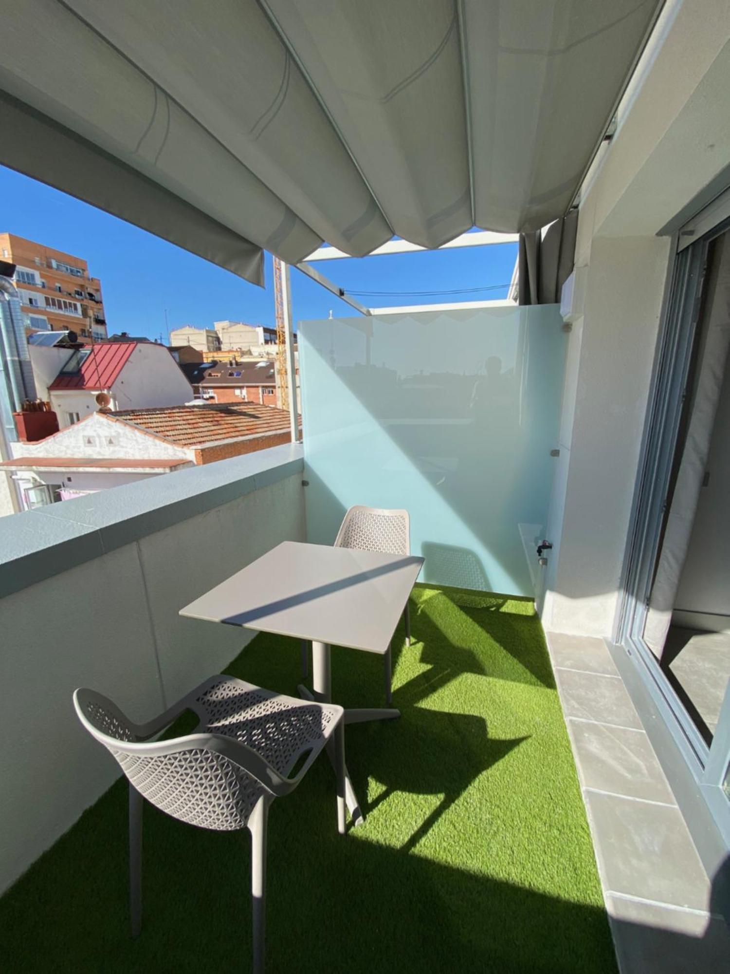 Tetuan Places Madrid Exteriör bild