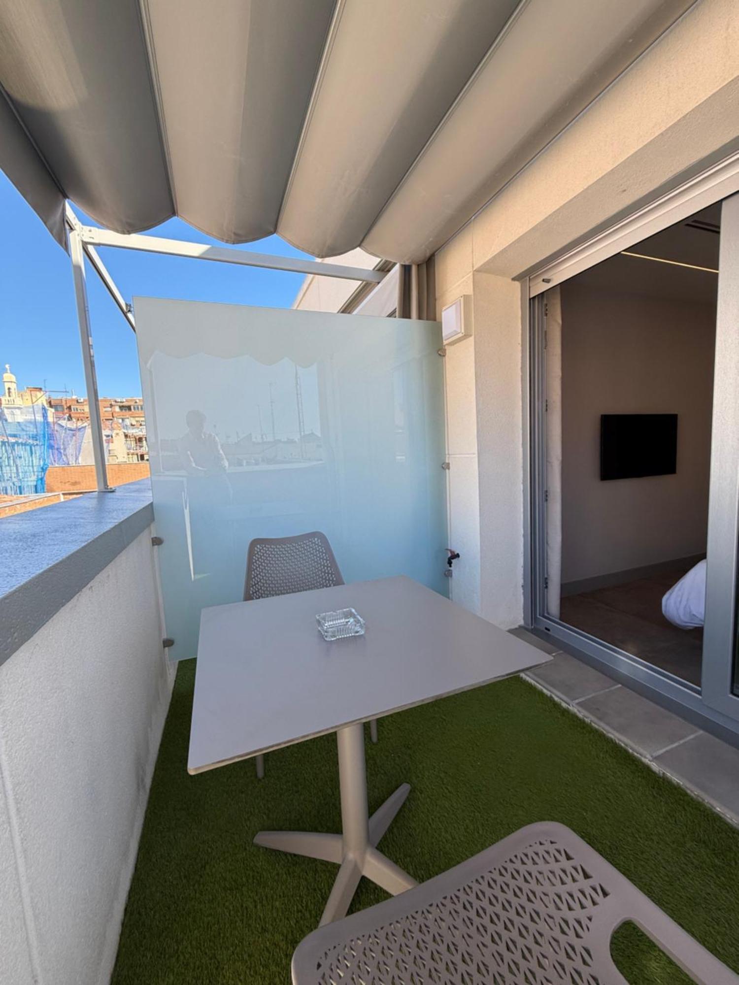Tetuan Places Madrid Exteriör bild